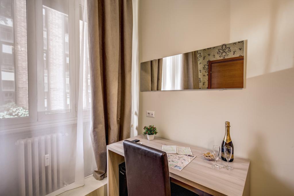 Отель Roma 41 Экстерьер фото