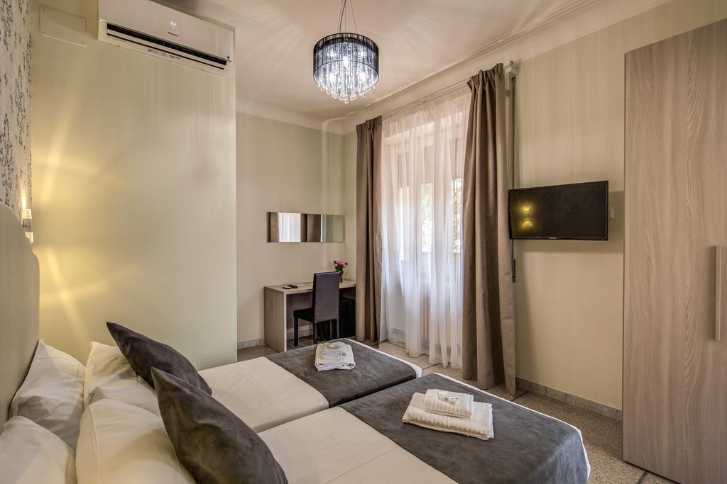 Отель Roma 41 Экстерьер фото